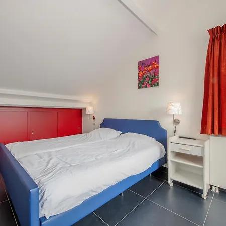 Villa Comfortable With Sun Shower, In Surroundings Arcen